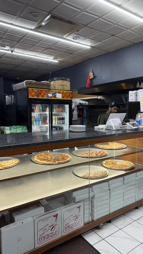 4 BOY PIZZA